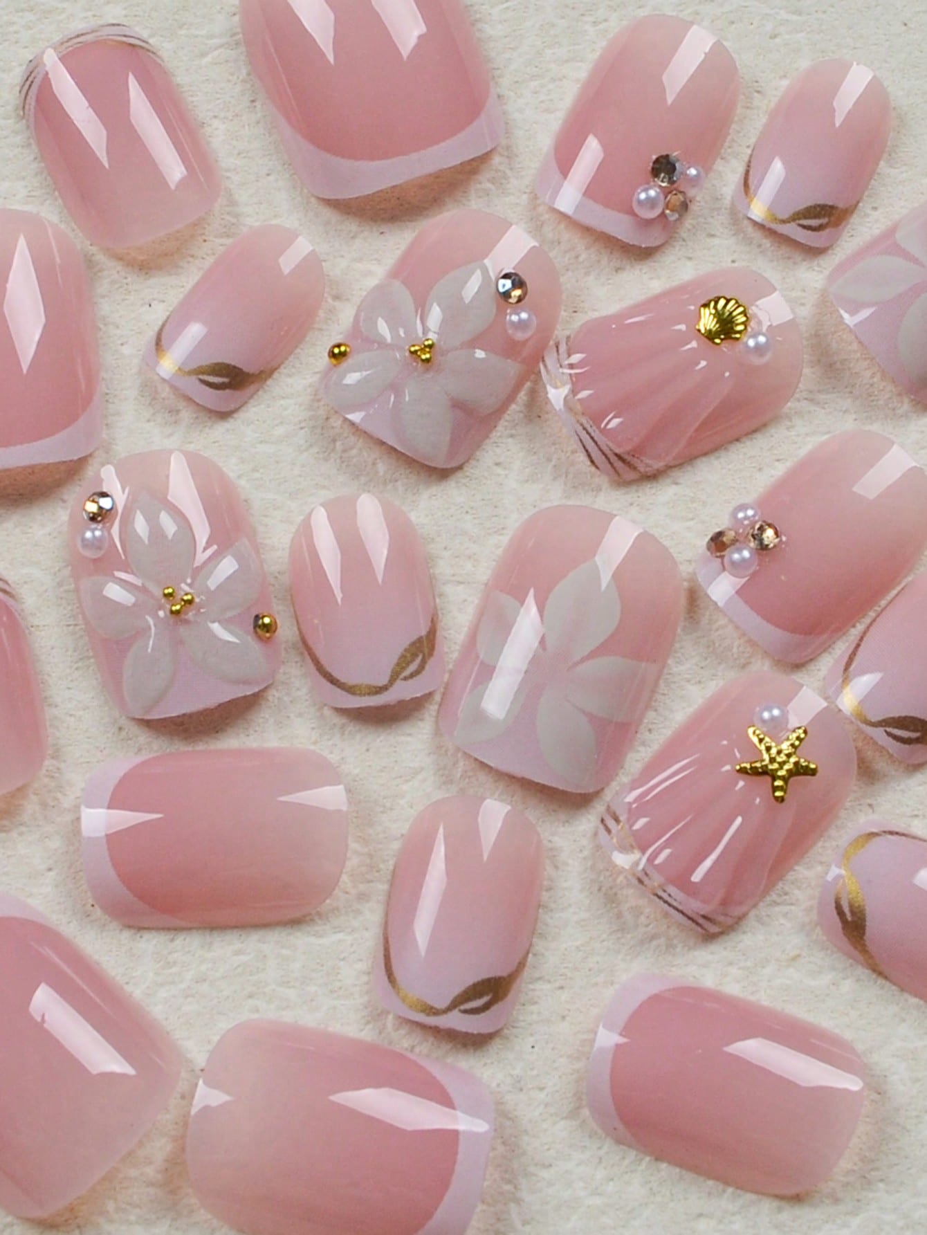 24 faux ongles carrés courts b - Nail Art French Nails avis et prix